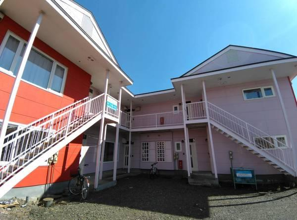 エステートインかれんとのエントランス