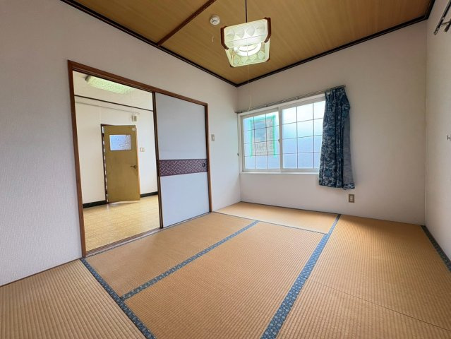 ハイツナカタニの和室