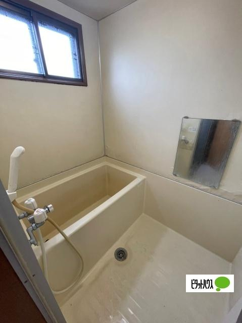 テラスハウス北園の浴室