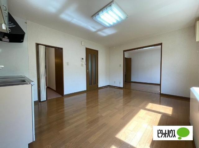 グリーンコート２０００Ｂの居間・リビング