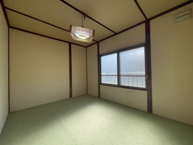 あきさとマンションAの和室