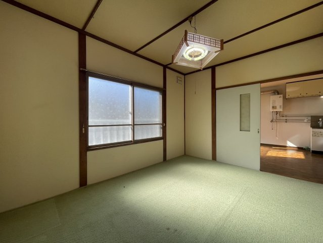 あきさとマンションAの和室