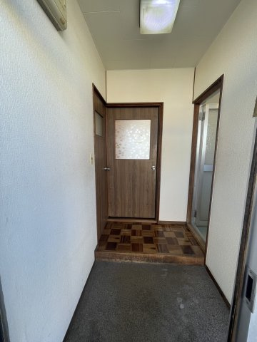 あきさとマンションAの玄関