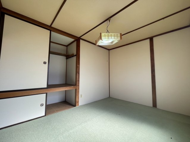 あきさとマンションAの和室