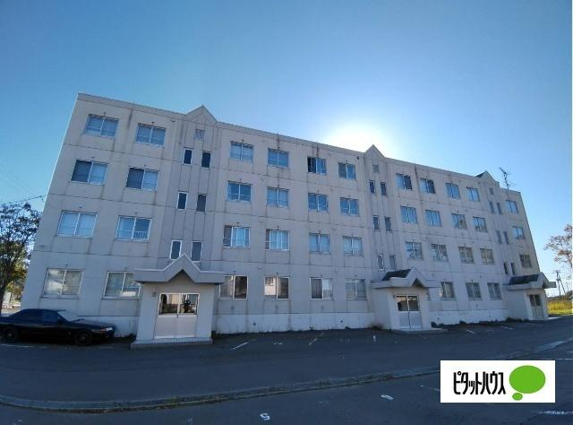 パシフィックマンションりんこう　Ⅱ号棟のエントランス