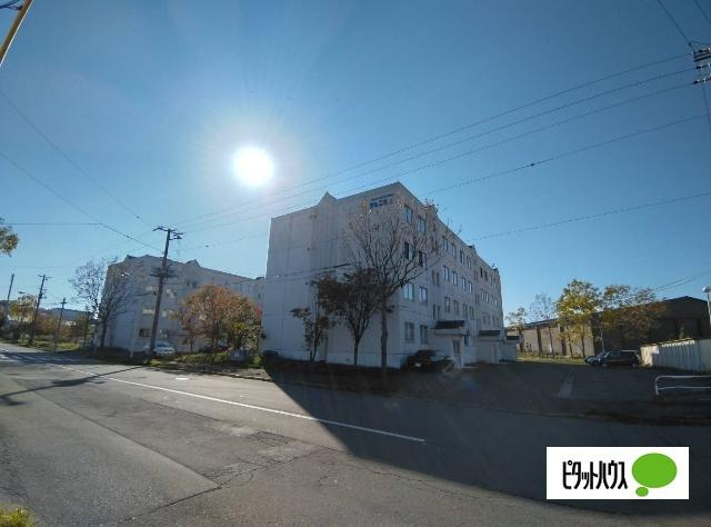 パシフィックマンションりんこう　Ⅱ号棟の駐車場