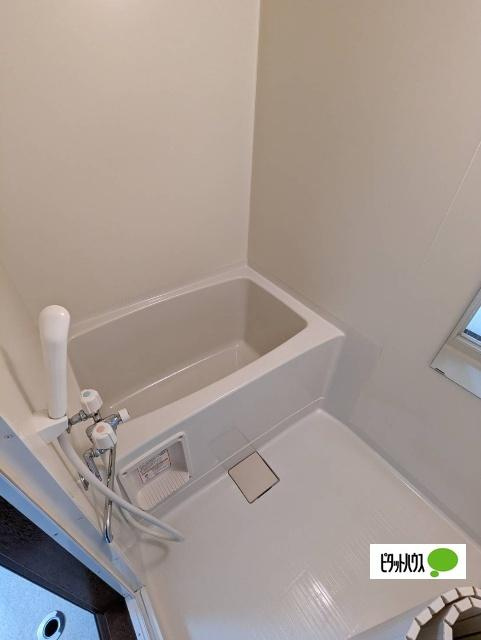 ライズ千歳の浴室