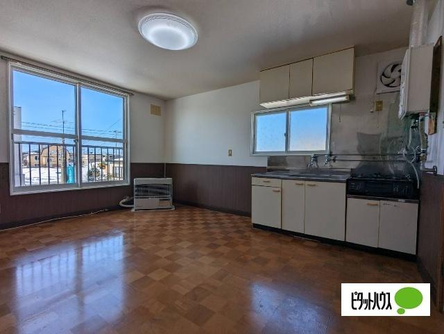 都マンションの居間・リビング