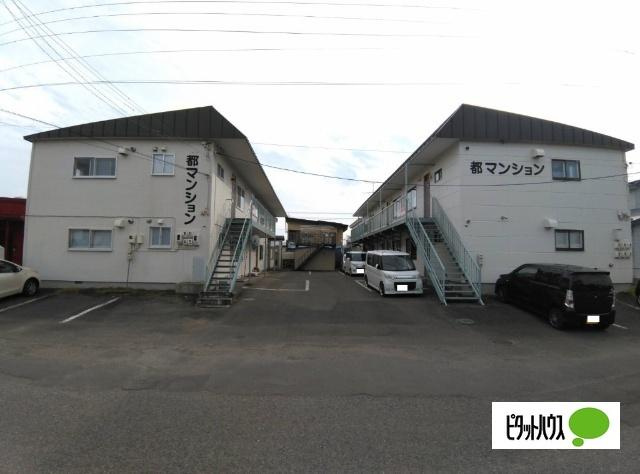 都マンションの駐車場