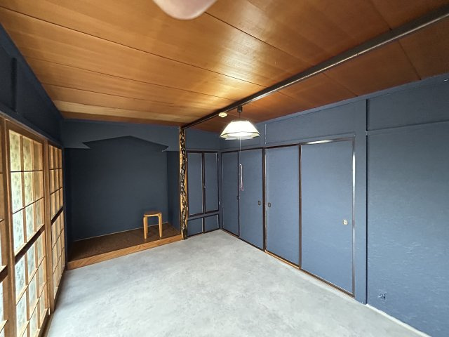 桜ヶ岡７丁目２４－４借家の内装