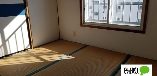 若草501マンションの寝室