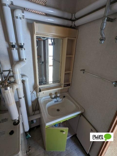 大楽毛西１丁目１８－２借家の洗面所