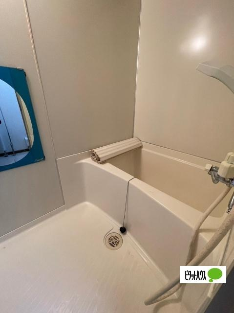 松建ハイムの浴室