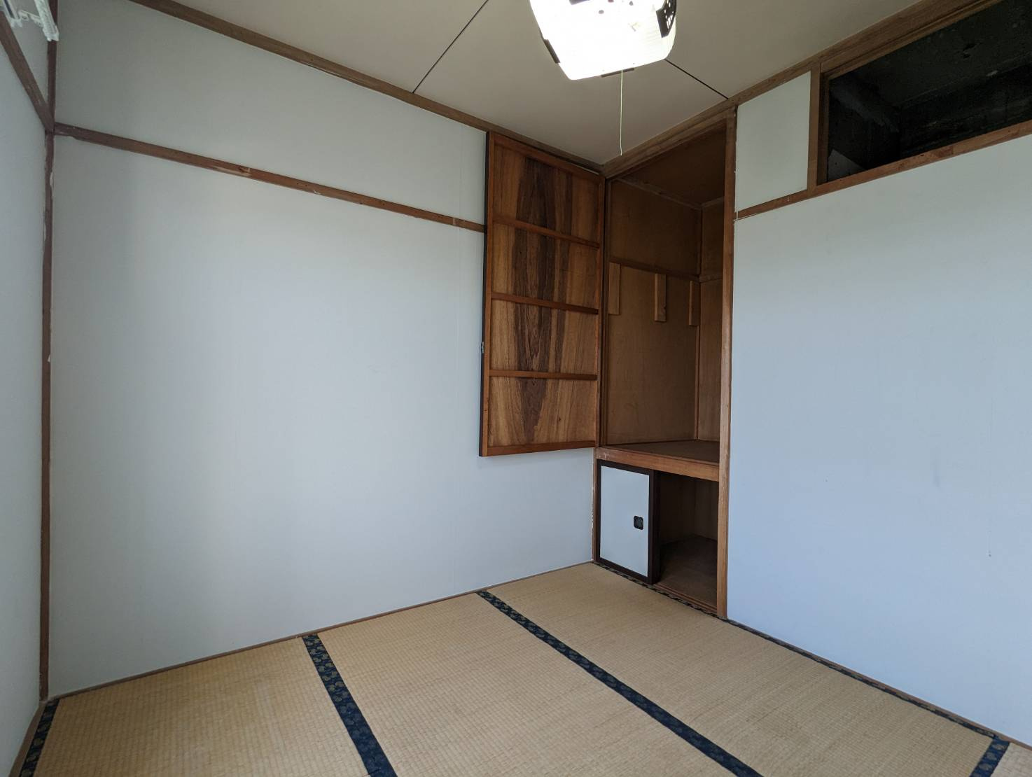 若草401マンションの和室