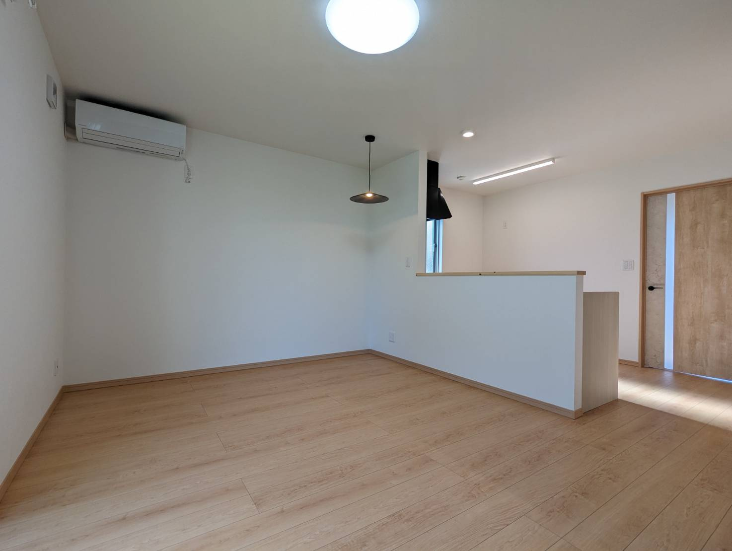 ＪＯＹ釧路西の居間・リビング