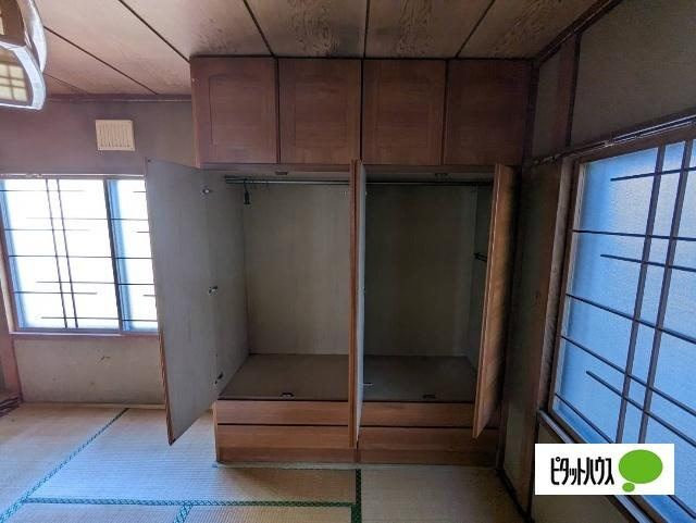 鶴ヶ岱２－５貸家の収納