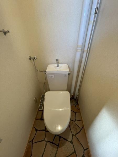 釧路市浪花町１３丁目のアパートのトイレ