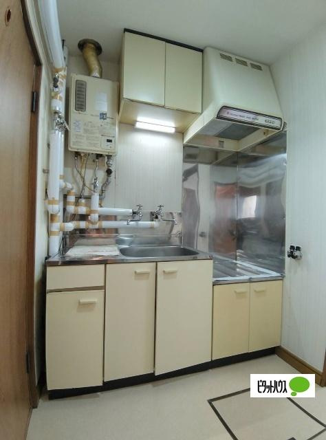 ハウス春のキッチン