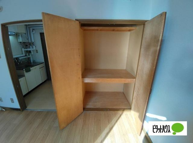 ハウス春の収納