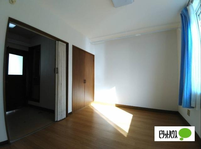 ハウス春の居間・リビング