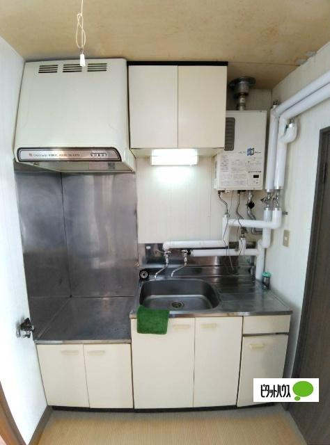 ハウス春のキッチン