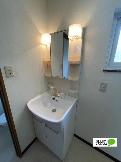 ハイツTOWAの独立洗面台