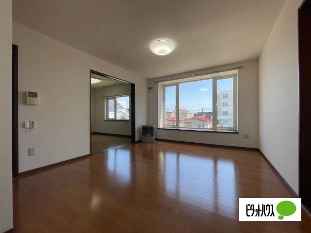 カーサミリオーネの居間・リビング