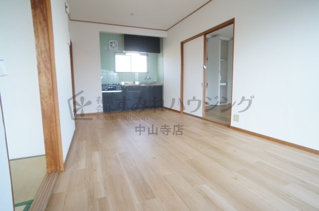 リバティハイツの居間・リビング