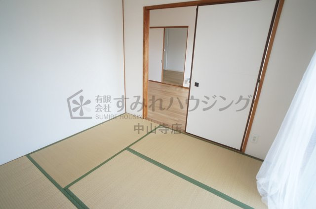 リバティハイツの和室