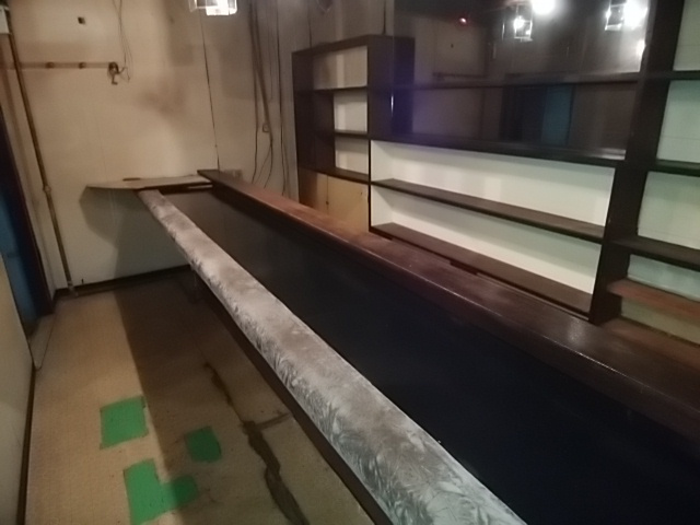 KUSHIRO SUEHIRO BASEの内装