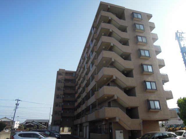 アパガーデンコート長本町の外観