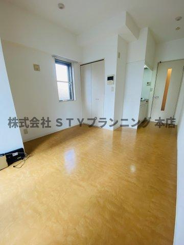 仲介手数料0円！Ｍ’ｓマンションの居間・リビング