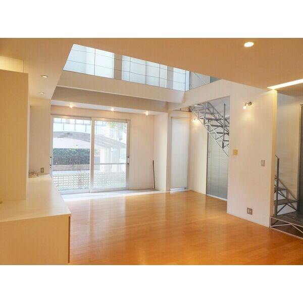 大原町戸建てのエントランス