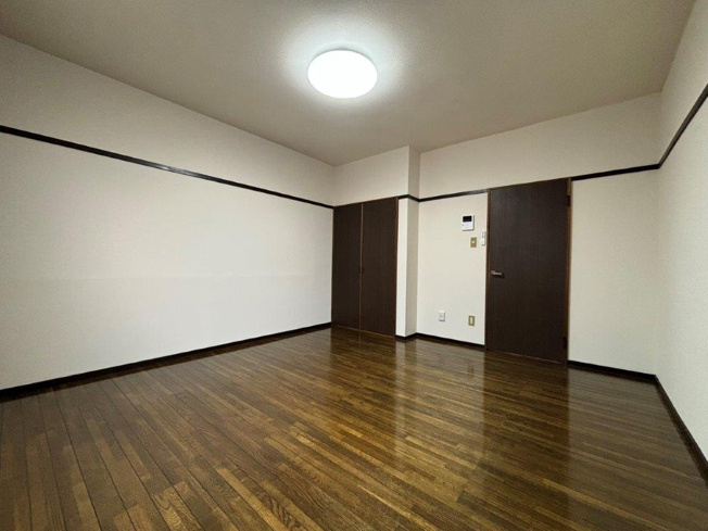 【内装】 | ホワイトコート前九年C