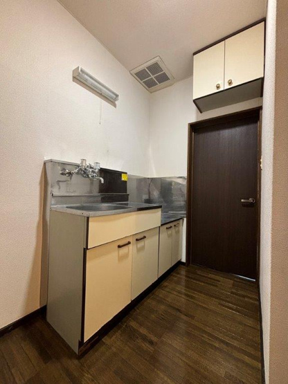 【キッチン】 | ホワイトコート前九年C