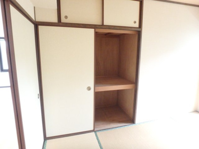 【収納】 | ベルヴィ甲東園 | 便利な収納スペースです