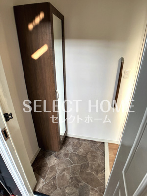 【玄関】 | グランデュール柱 | 玄関です