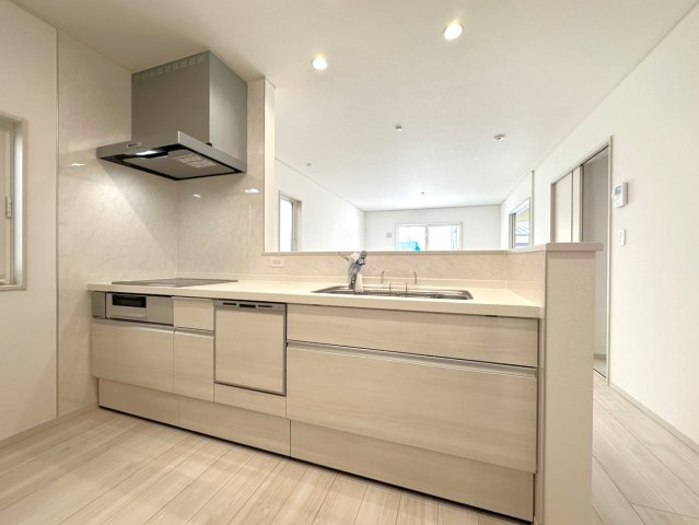 京阪京都交通バス『横田上』バス停まで徒歩４分♪ガーデンスペース付４ＬＤＫ☆南丹市園部町横田のキッチン|キッチン