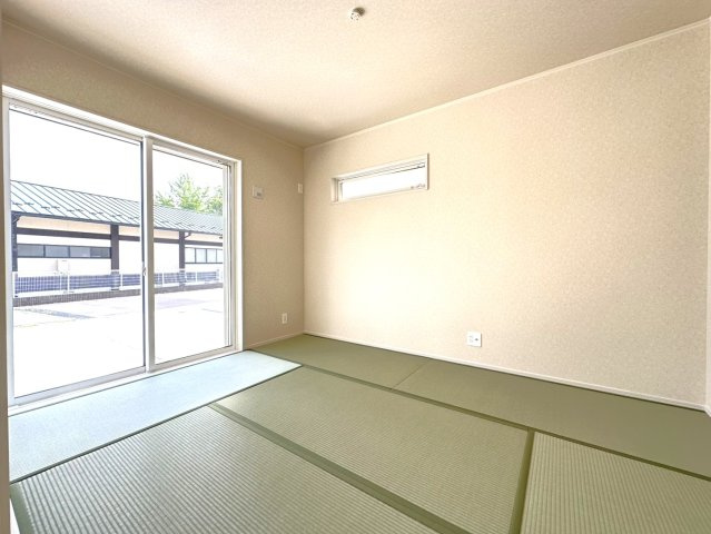 京阪京都交通バス『横田上』バス停まで徒歩４分♪ガーデンスペース付４ＬＤＫ☆南丹市園部町横田の和室|和室