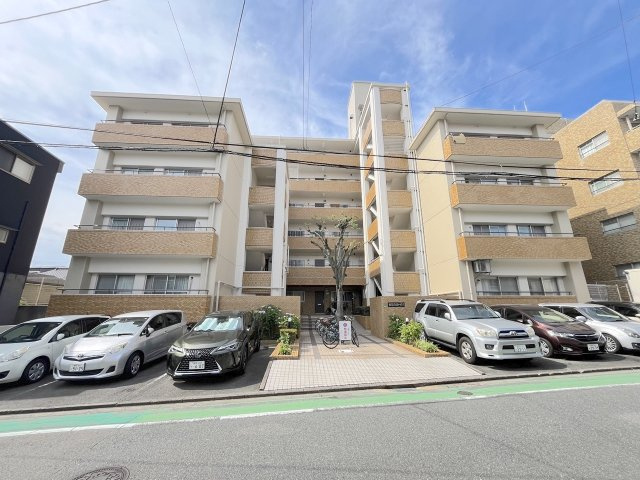 祖原公園ハウスの外観