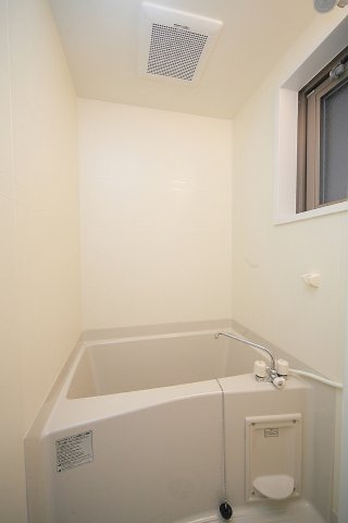 ドーリア二条城北の浴室|風呂