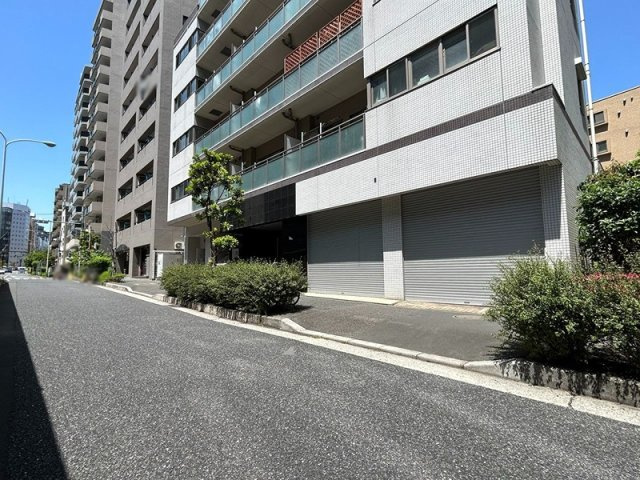 グローリオ東新宿の外観