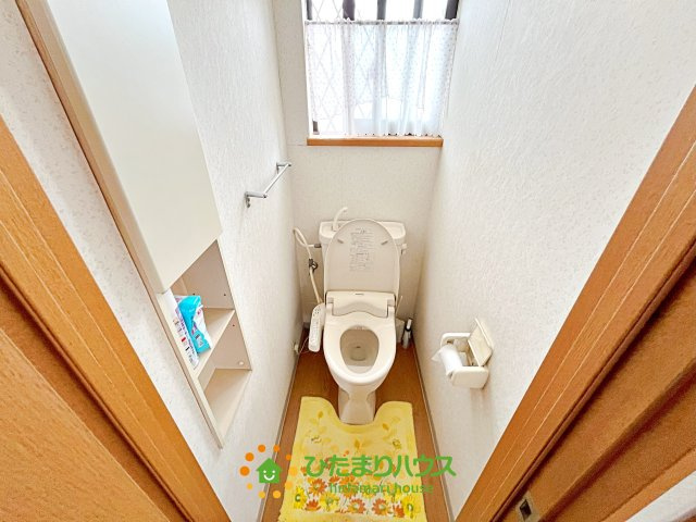 古河市久能　中古一戸建てのトイレ|１階トイレは節水タイプのトイレになります！
お掃除も簡単な仕様になります！
