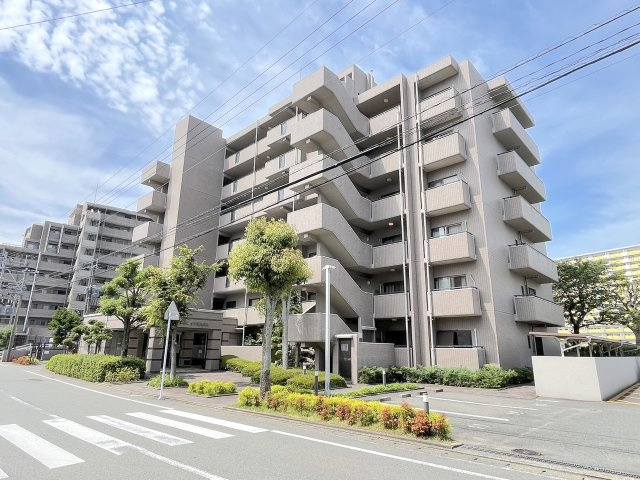 グリーンハイツ室見河畔の外観