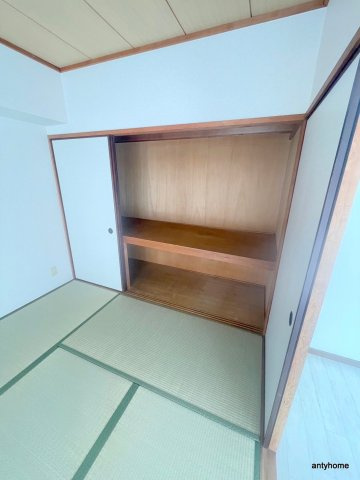 リヴィエール川西　仲介手数料無料の収納