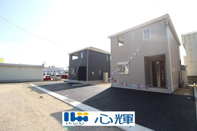 【前面道路含む現地写真】 | クレイドルガーデン宇部市文京町第一（3号棟） | 整備された道路に面する現地は、コミュニティー以外の方々の出入りも少なく、お車の出し入れも楽々です。
