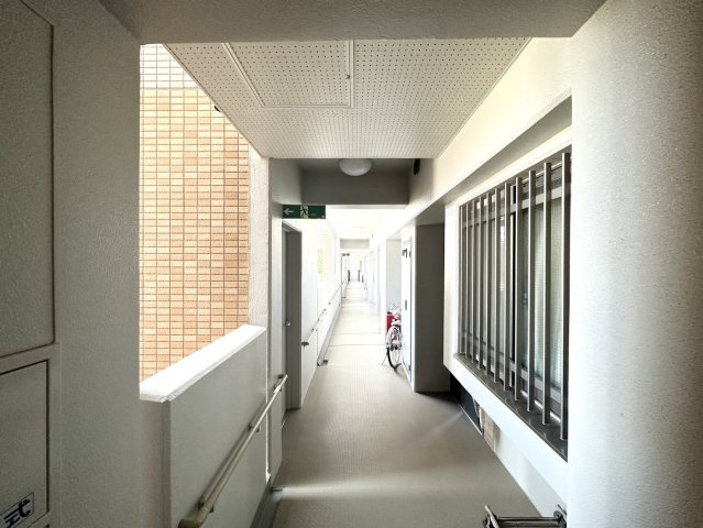 セレーノ南仙台２のその他共用部分|住戸階廊下