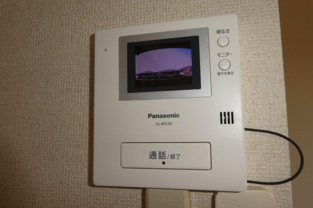 メゾンデラＷ　Ｃのセキュリティ|ＴＶインターホン