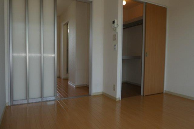 【洋室】 | メゾンデラＷ　Ｃ