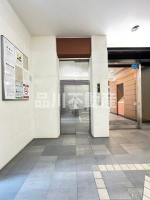 【エントランス】 | カスタリア戸越駅前 | 落ち着いたエントランスです